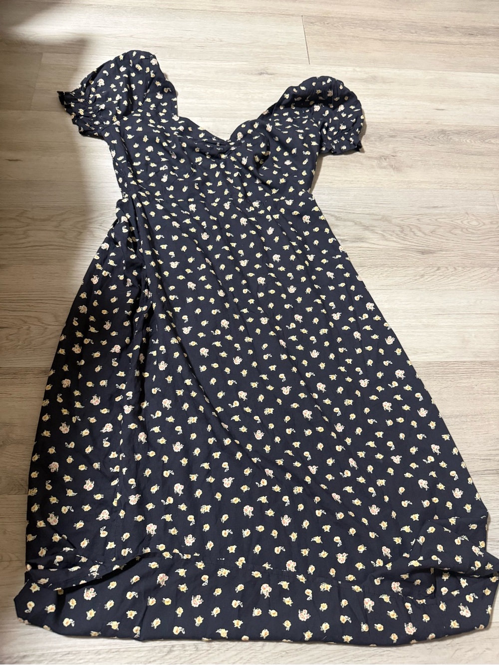 Billabong Love Letters Blk Midi Dress Puff Sleeves Sweetheart Neckline Sz Large - Picture 9 of 10